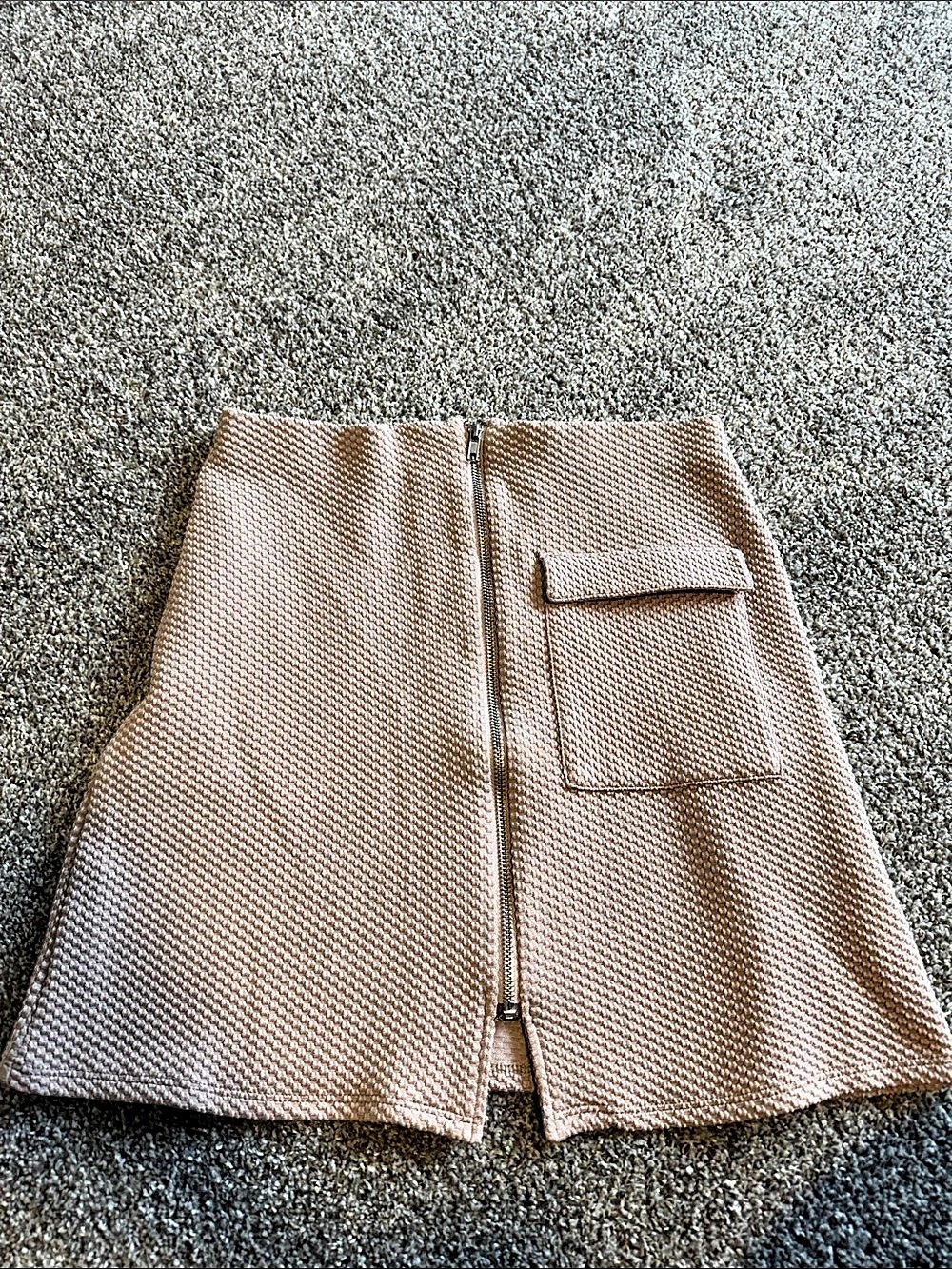 Atmosphere Pink Mini Skirt US 6 Like New